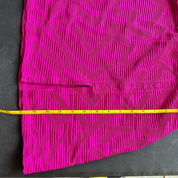 Gottex Electric Pink Mini Skirt - Picture 6 of 6